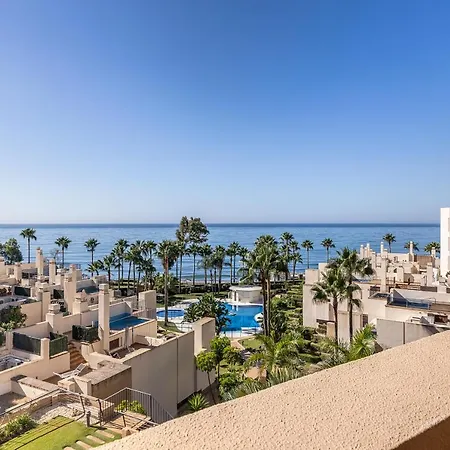 Fantastico En Primera Linea De Playa Estepona